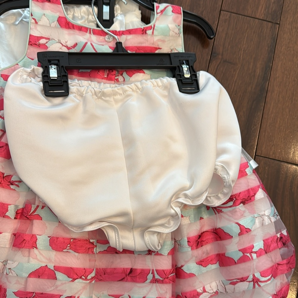 Girls Spring Dress Bundle - Picture 5 of 5